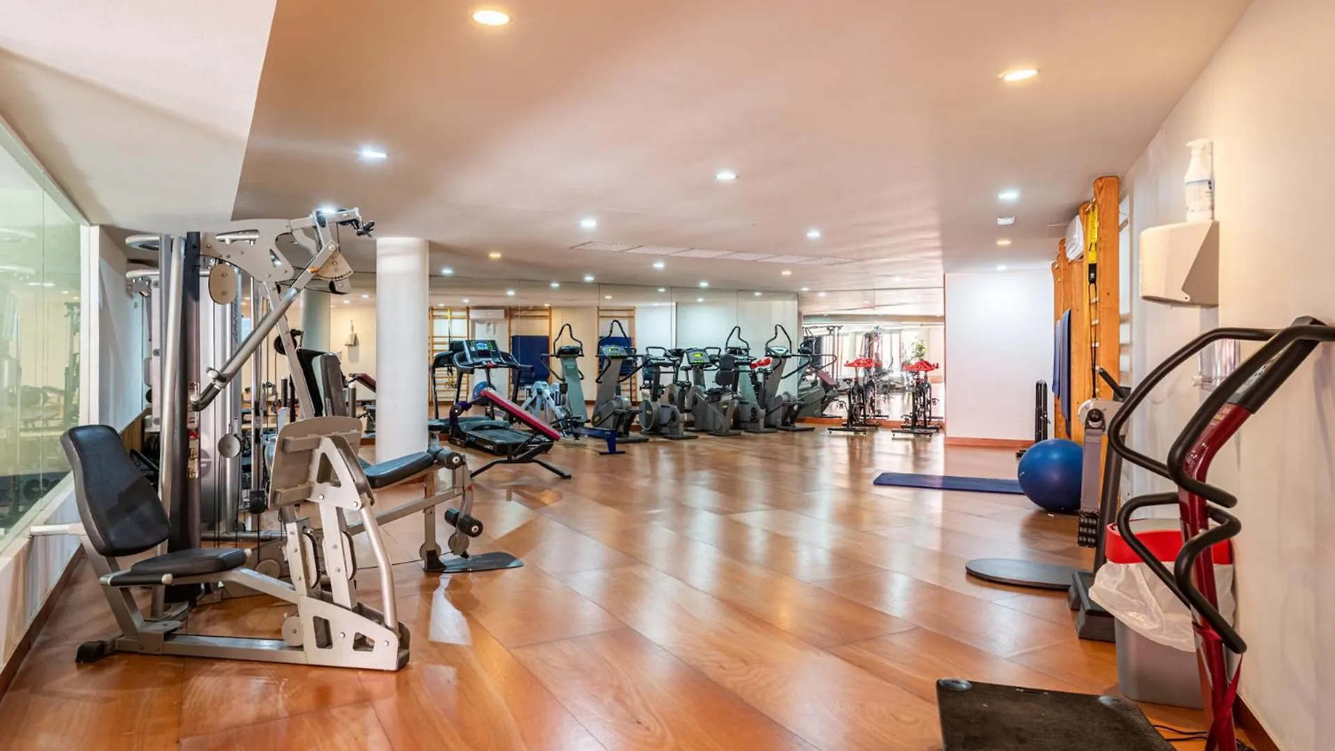 Luxury Home Salinas Beachside Estepona